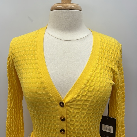 NWT Nicholas Adele Textured Knit V-Neck Cardigan Sweater Preppy Yellow XS - Picture 3 of 9
